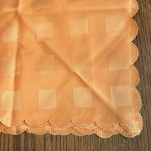 Vintage 5pcs Set Dining Table Covers - Picture 7 of 9